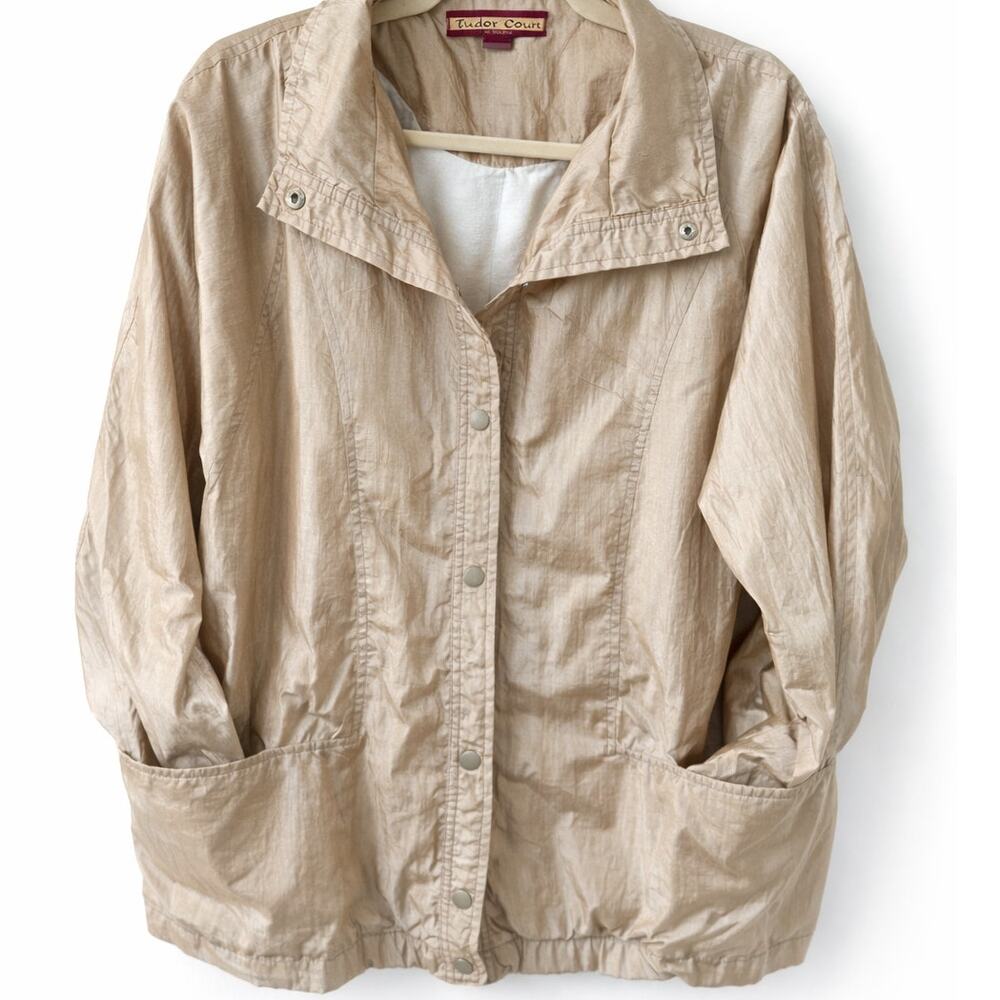 90's Tudor Court Iridescent Gold Windbreaker Snap Front XL